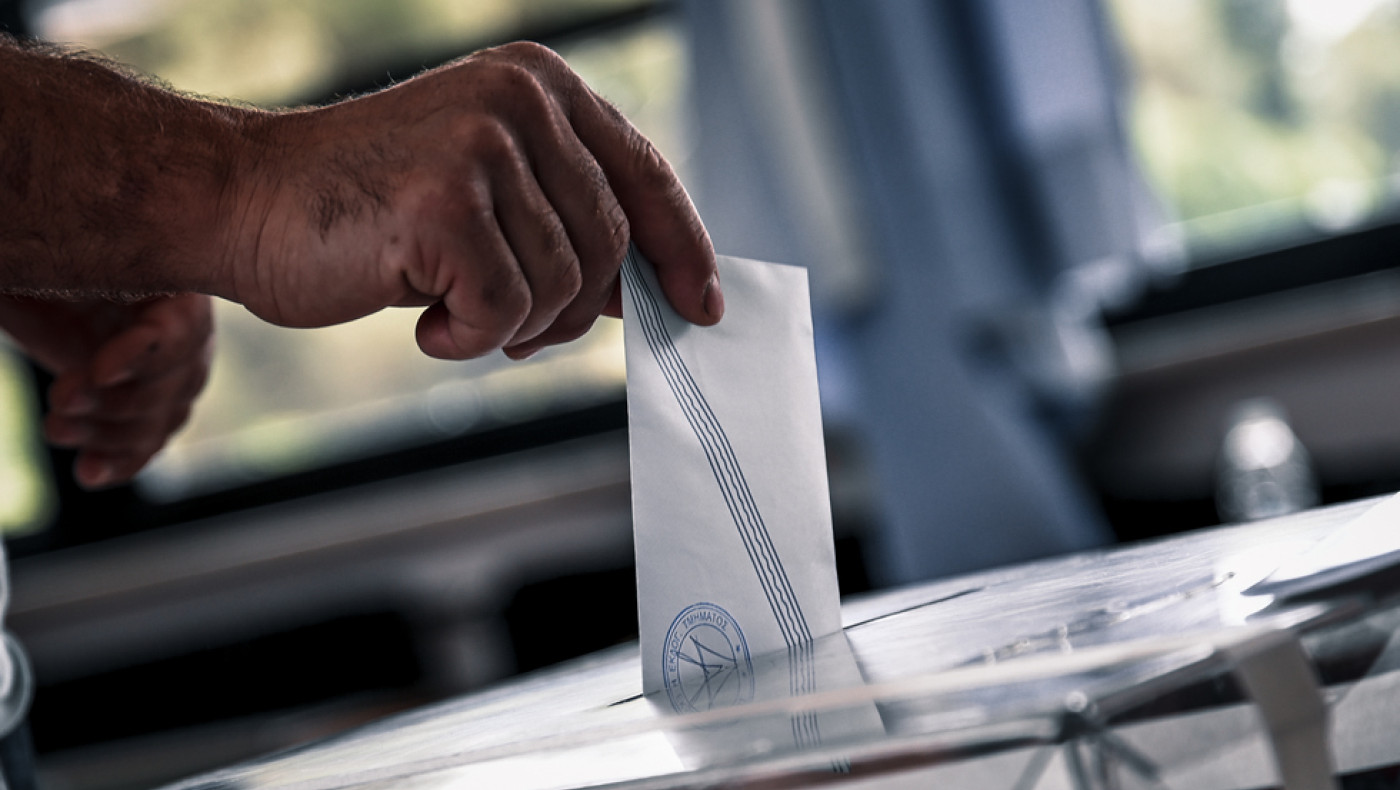 Δημοσκόπηση OPEN: Ποιος πολιτικός αρχηγός μπορεί να αντιμετωπίσει καλύτερα τα προβλήματα