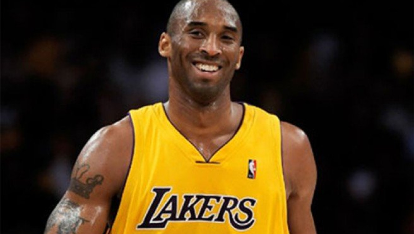 Απίθανο «poster» κάρφωμα από τον Κόμπι!! (video)