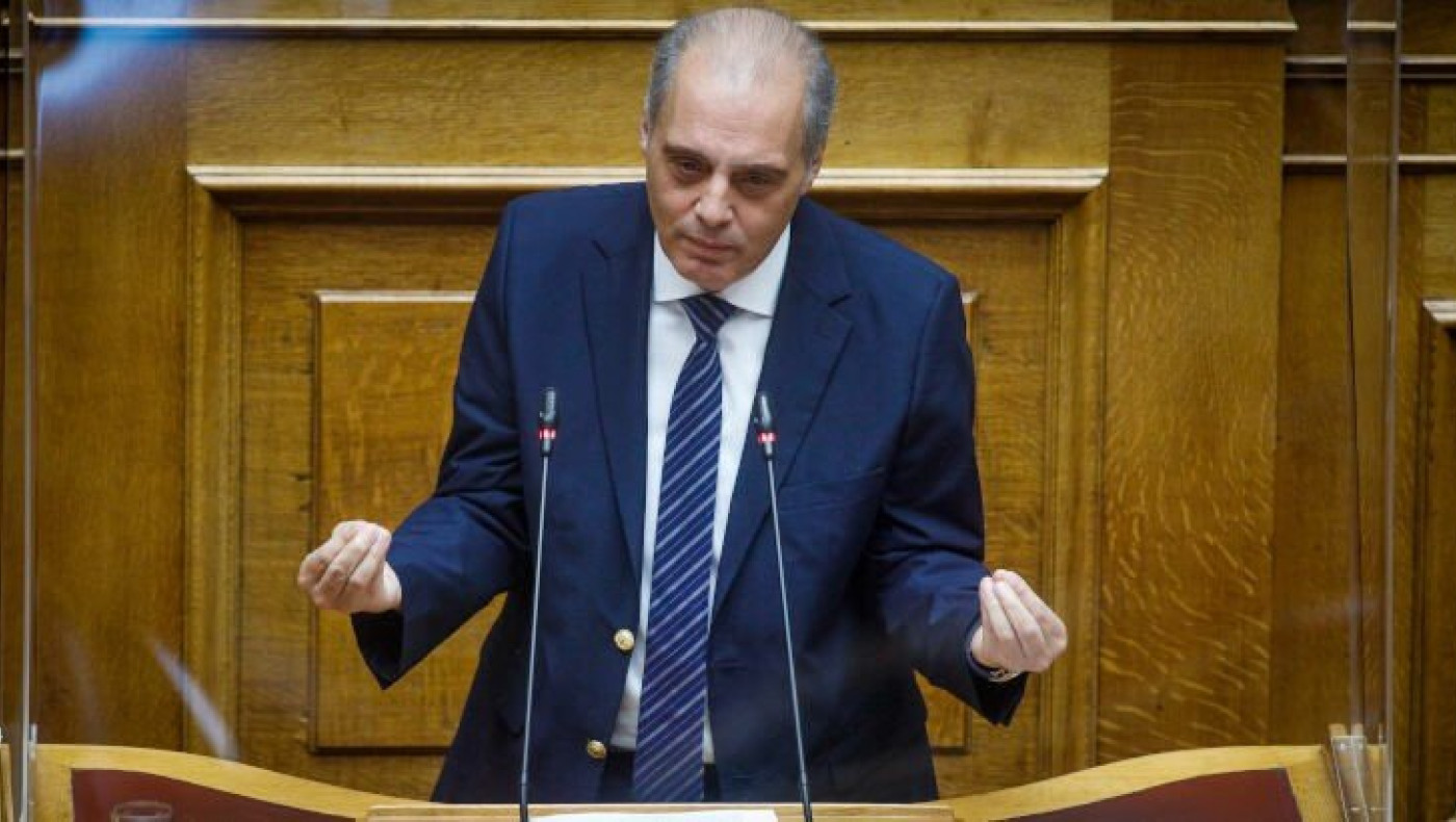 Ξέσπασε ο Βελόπουλος: «Η γυφτοαλβανοΣκοπιανή ονομάζει τα Σκόπια "Μακεδονία''».