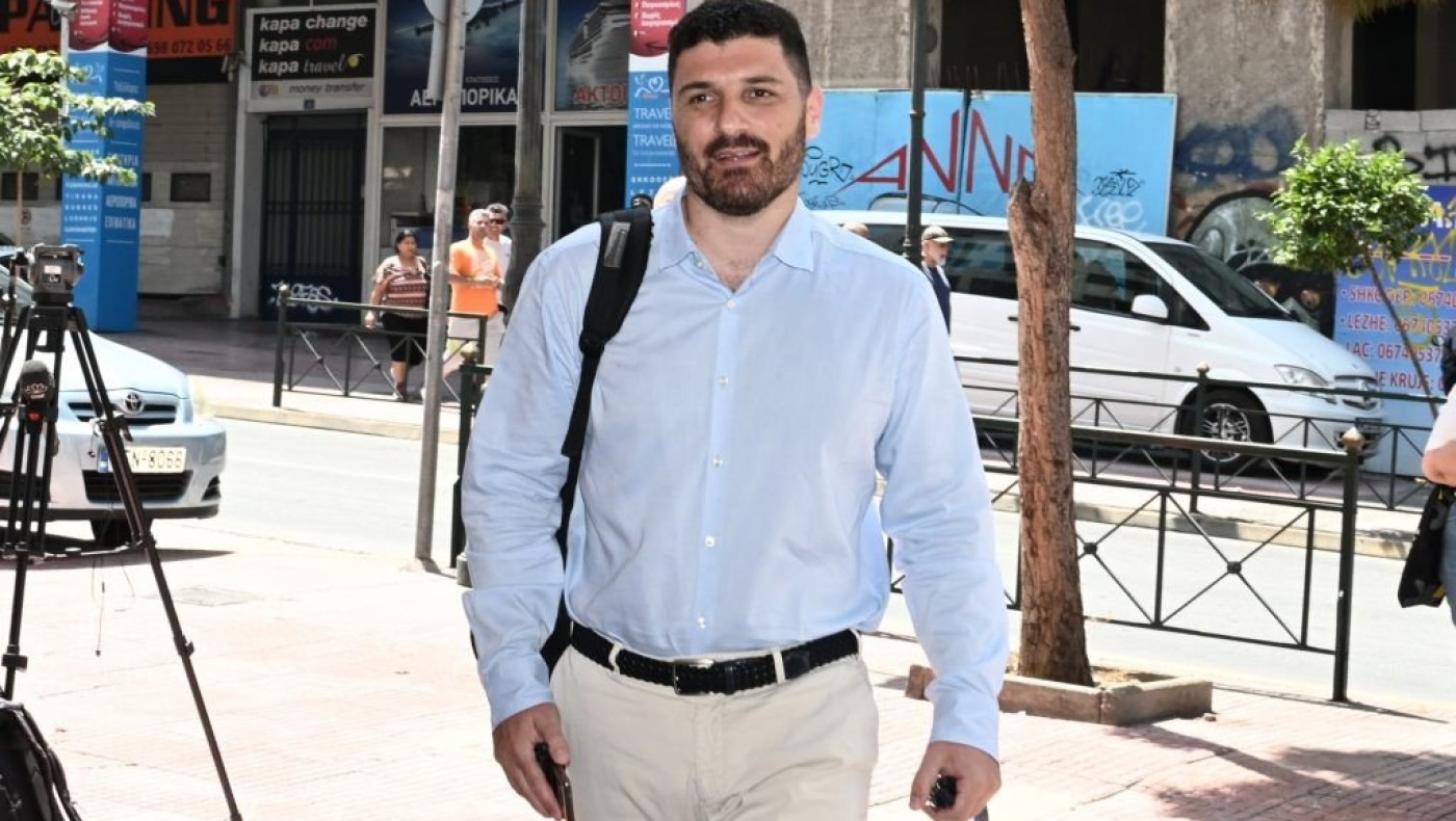 Επανίδρυση του ΣΥΡΙΖΑ ζητά ο Τεμπονέρας, δεν θα είναι υποψήφιος πρόεδρος