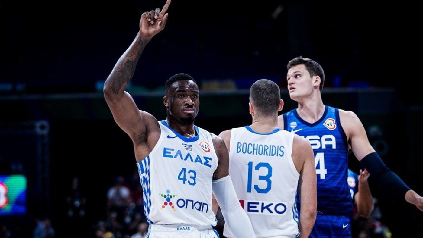 Mundobasket 2023: Αγωνία για τον Θανάση Αντετοκούνμπο