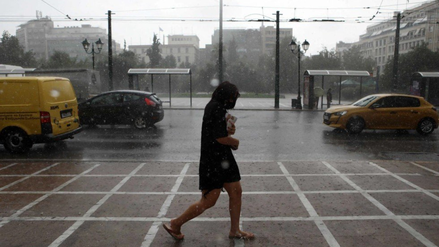 Κακοκαιρία Alexandros: «Γιατί απέτυχαν οι προγνώσεις»-Η εξήγηση του Κλέαρχου Μαρουσάκη