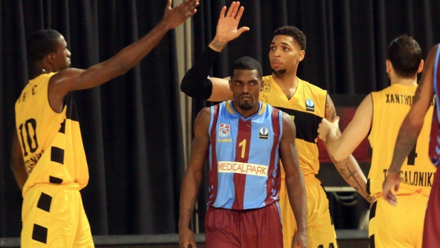 Στον Ολυμπιακό ο Τζόνσον-Όντομ