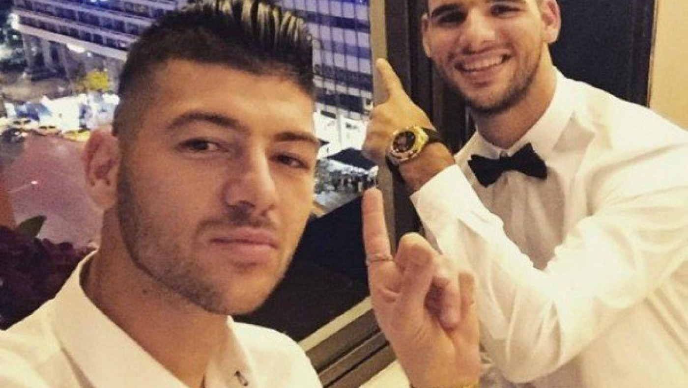 H selfie του Ταχτσίδη με τον κουμπάρο του Νίκο Ζιαμπάρη! (pic)