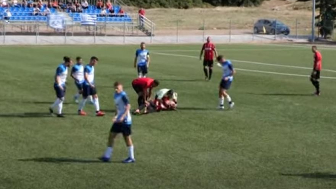 «Έτσι έσωσα τον ποδοσφαιριστή που χτύπησε στο κεφάλι και δεν ανέπνεε σε ματς του Πειραιά»