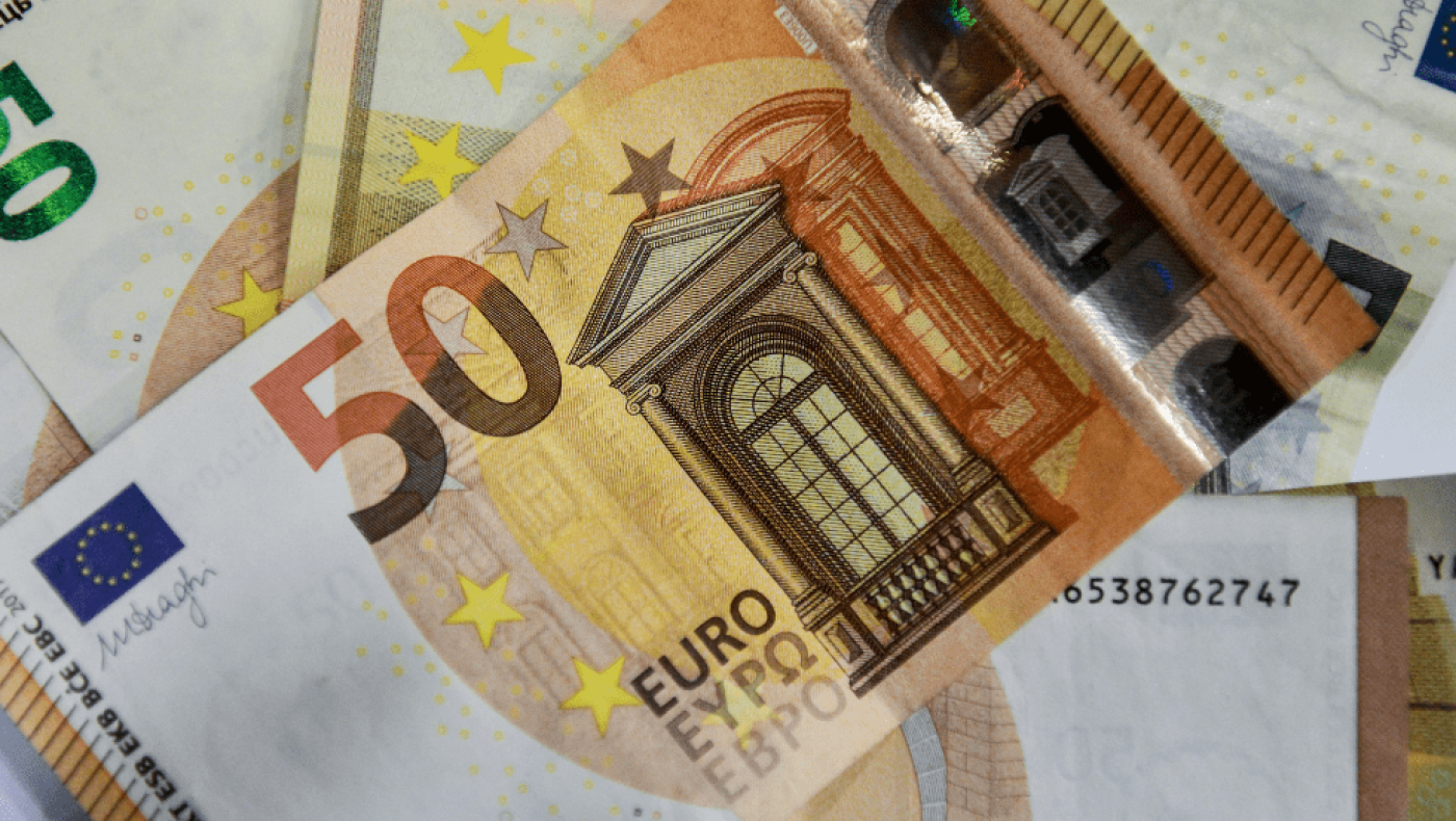 Έρχονται πέναλτι για τους ελεύθερους επαγγελματίες: Πόσο θα αυξηθεί η φορολογία, «κόφτες» και στα επιδόματα
