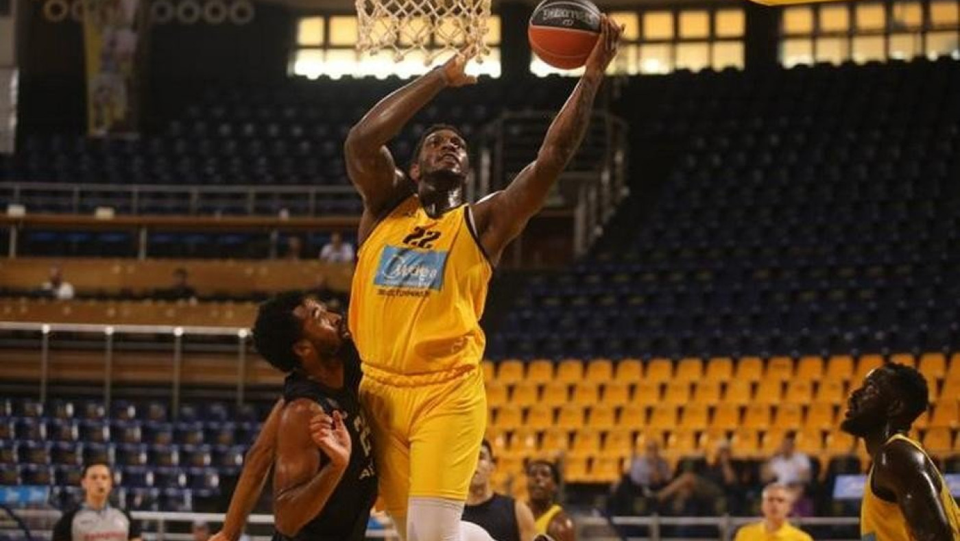 Πρώτο στο Top 10 το εντυπωσιακό κάρφωμα του Ντε Σόουζα