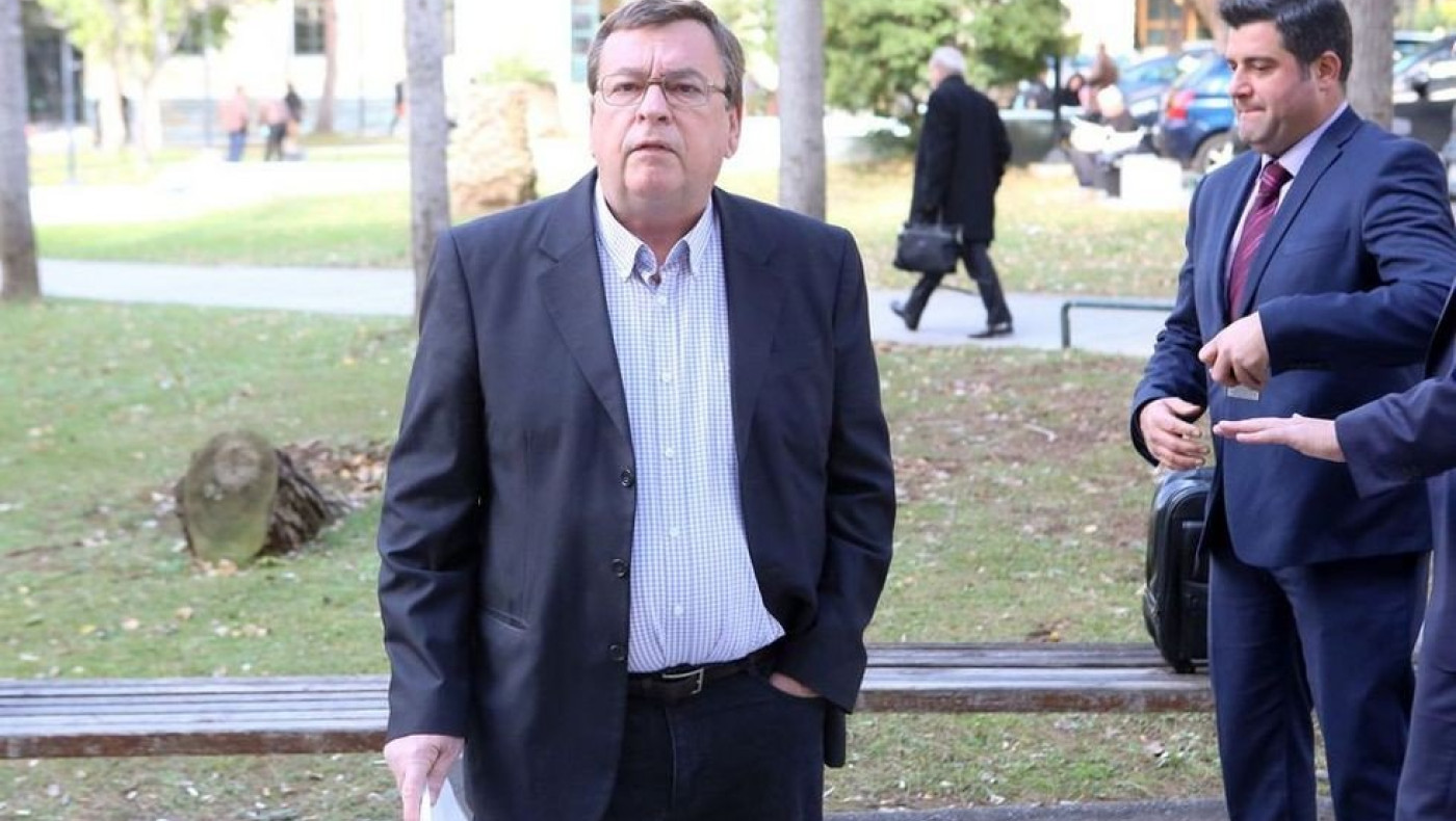 Μαλάτος: «Αν θέλουμε να διώξουμε την καφρίλα από τα γήπεδα, θα πρέπει να διακόπτεται ο αγώνας μόλις πέσει οτιδήποτε στο γήπεδο»