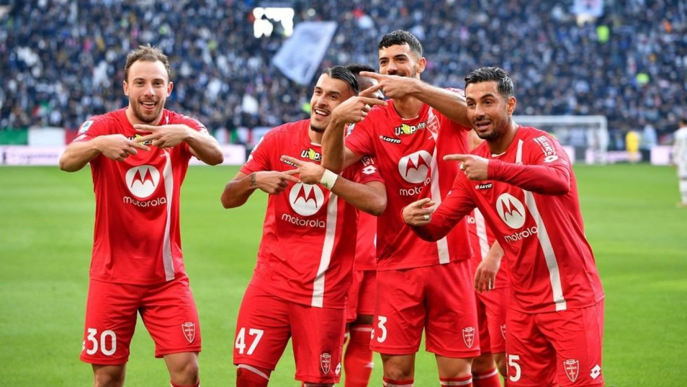 «Mediterranean»: Από τις… γωνίες η Μόντσα