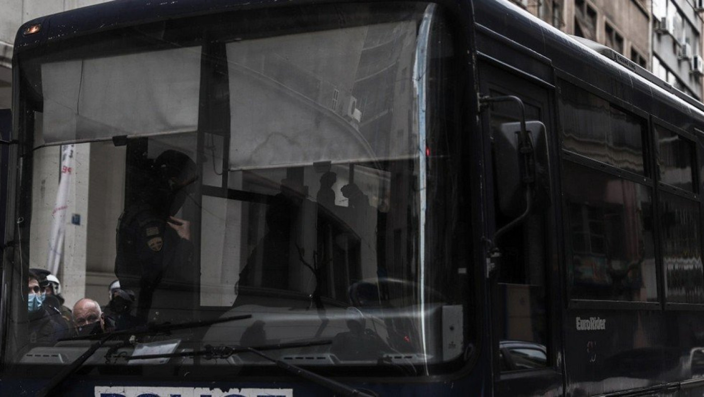 Θεσσαλονίκη: Μήνυση αστυνομικών για «ακατάλληλα λεωφορεία»