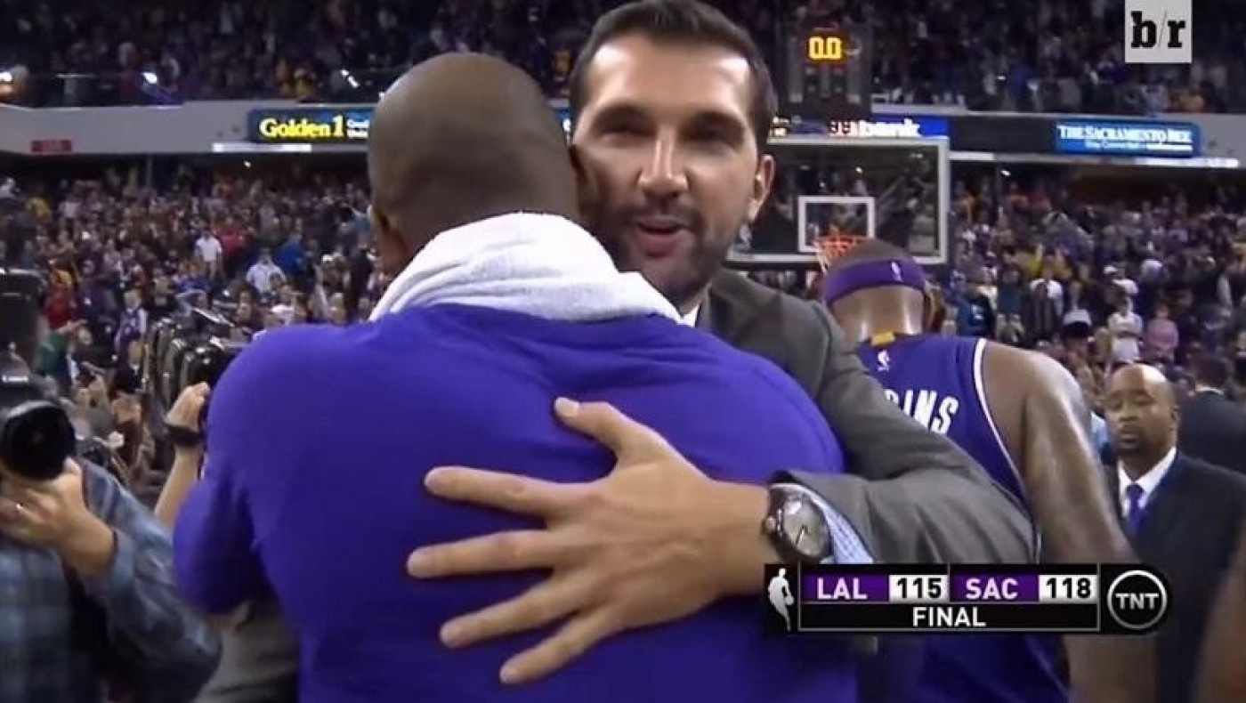 Στογιάκοβιτς και Ντίβατς αποθεώνουν τον Κόμπι!! (video)