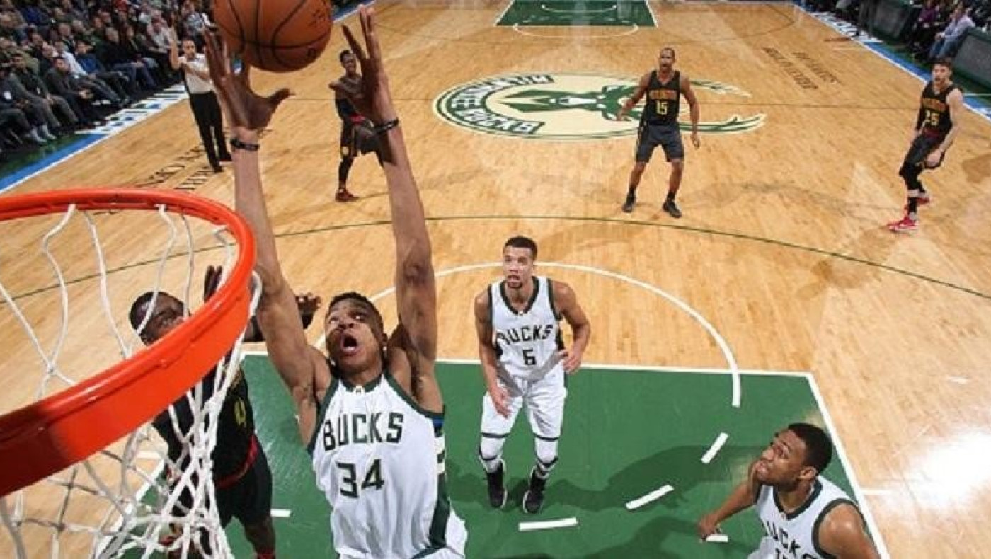 «Παπάδες» από Αντετοκούνμπο (videos)