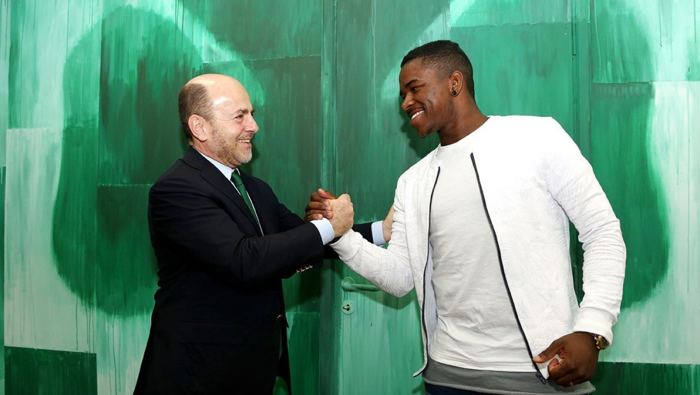 «Πράσινος» και επίσημα ο Μαμούτε