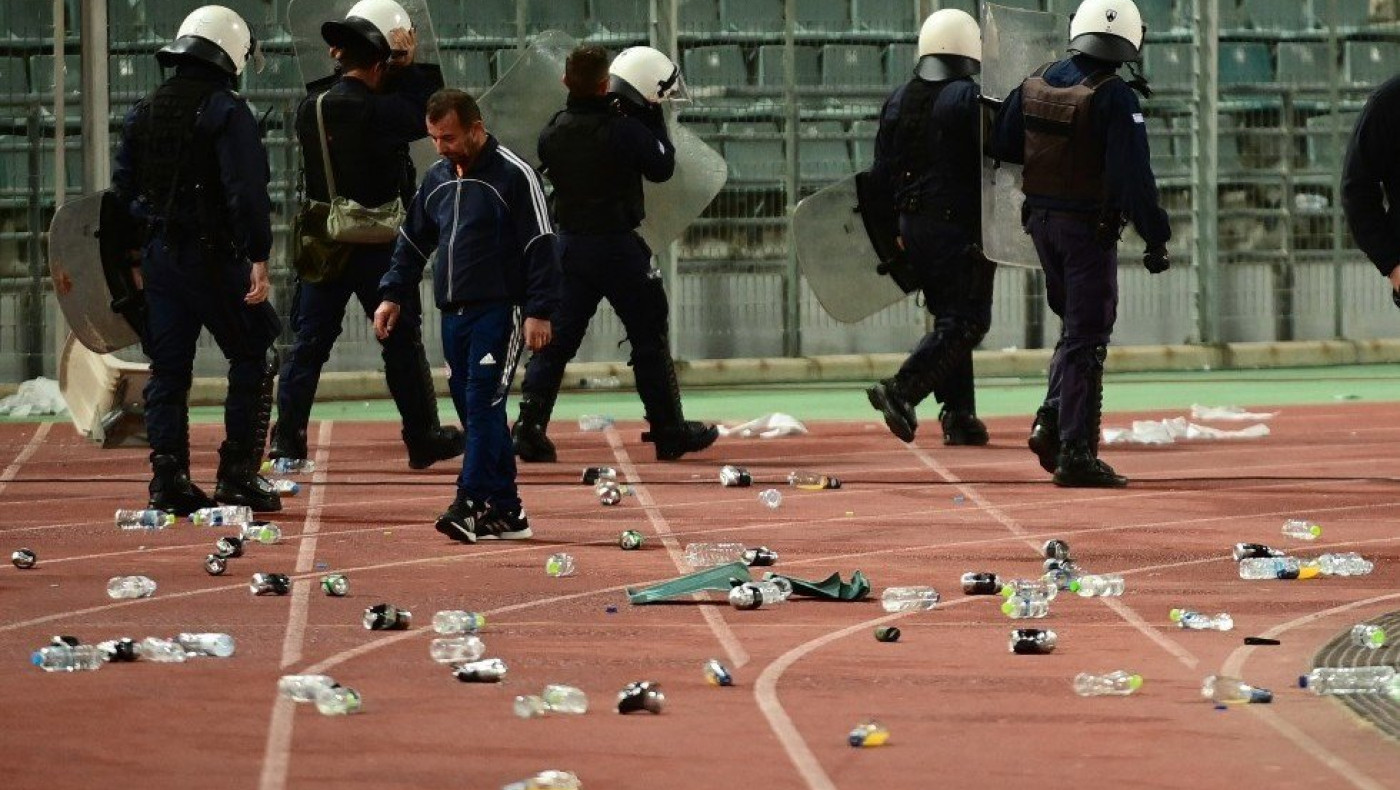 Αναβλήθηκε η εκδίκαση της υπόθεσης του Ολυμπιακού για τα επεισόδια με Βόλο