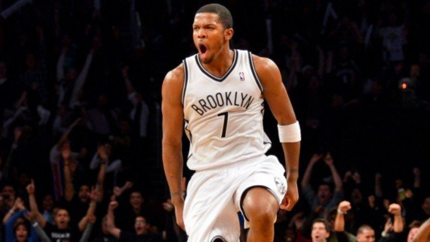 Τρίποντο «μαχαιριά» του Τζόνσον κόντρα στους Νάγκετς!! (video)