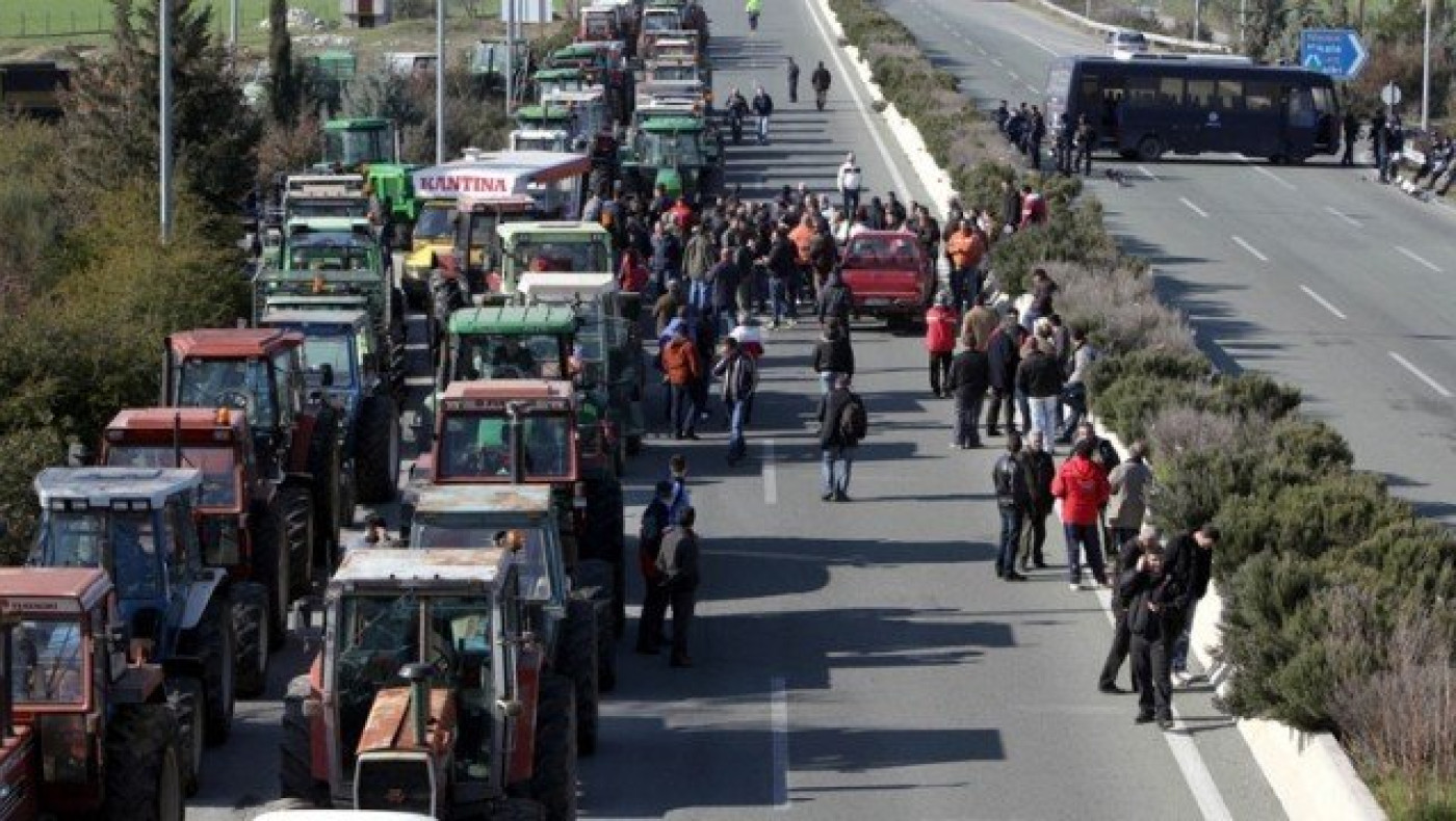 Προμαχώνας: Με δικό τους μπλόκο απαντούν οι Βούλγαροι οδηγοί φορτηγών
