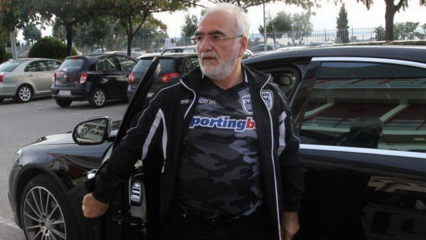 Έχει διάθεση να προβληματιστεί από τις αποχωρήσεις;
