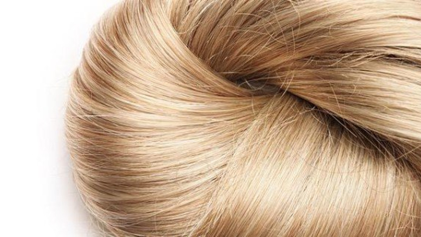 ΑΠΙΣΤΕΥΤΟ: 17χρονη κοπέλα έφαγε 1,5 κιλό από τα μαλλιά της!