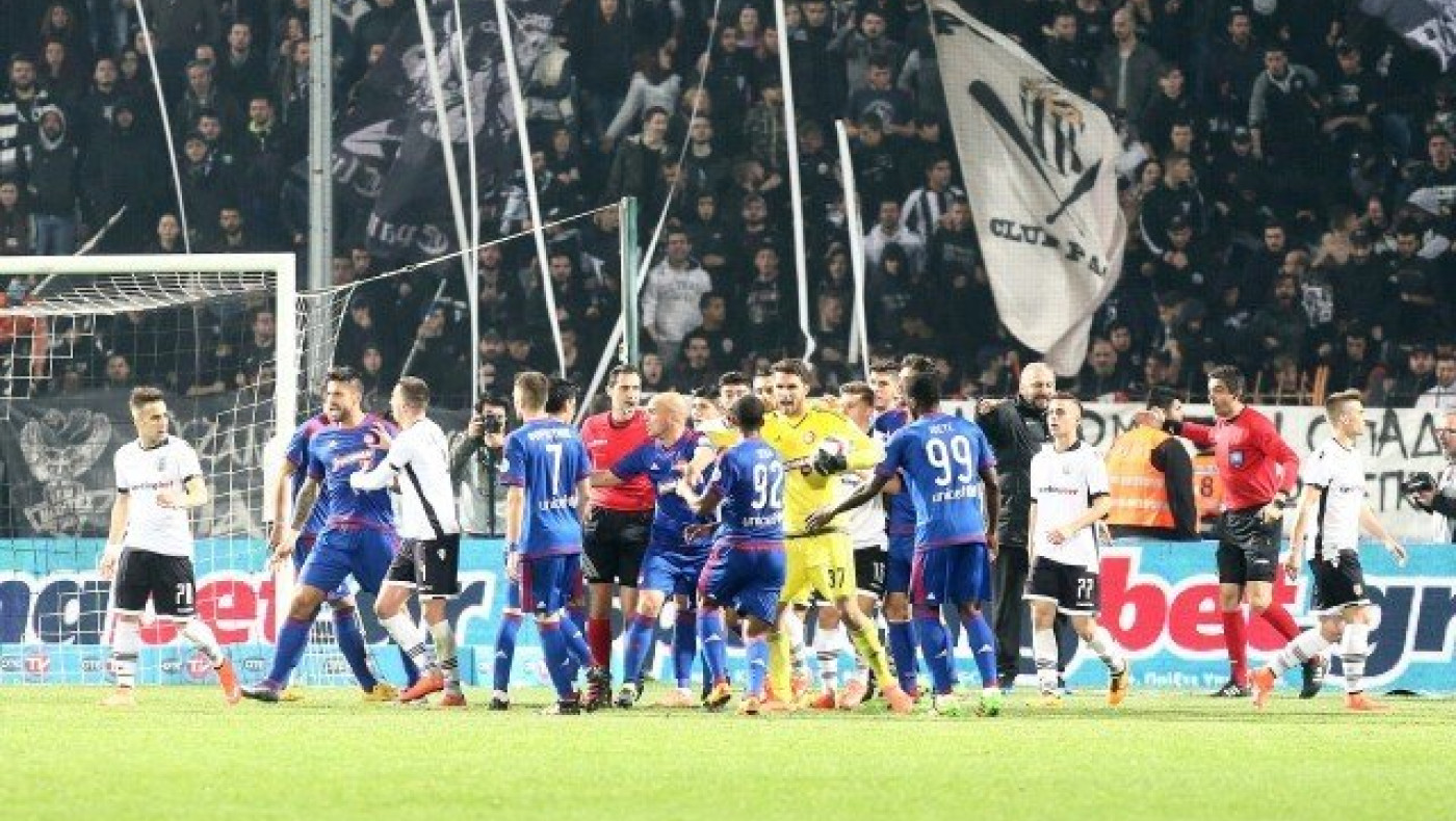 Αποχώρησαν από τη Θύρα 7 οι διαιτητές, αγωνία για το φύλλο αγώνος