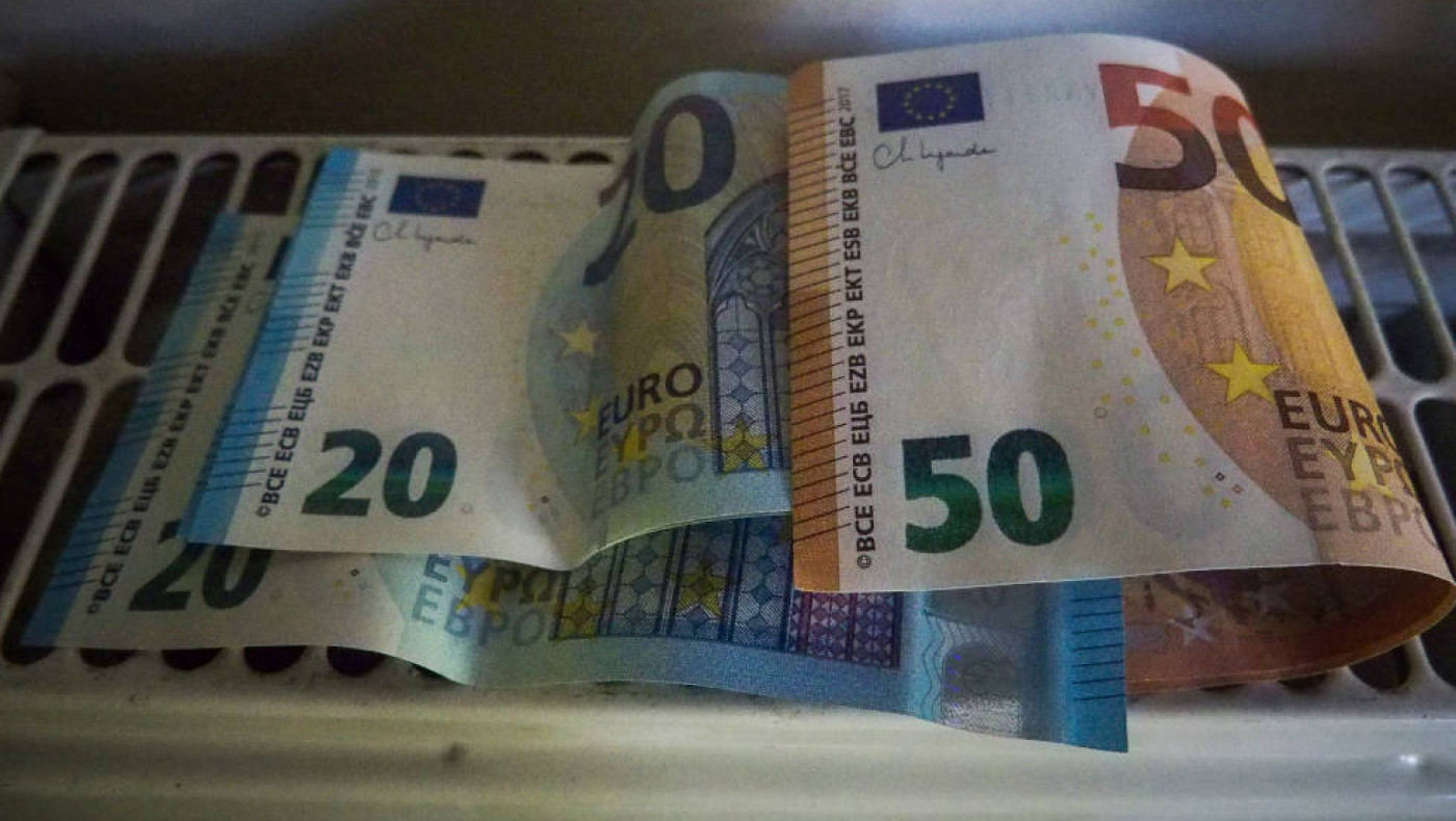 Voucher 800 ευρώ: Ποιοι και πώς μπορούν να το αποκτήσουν