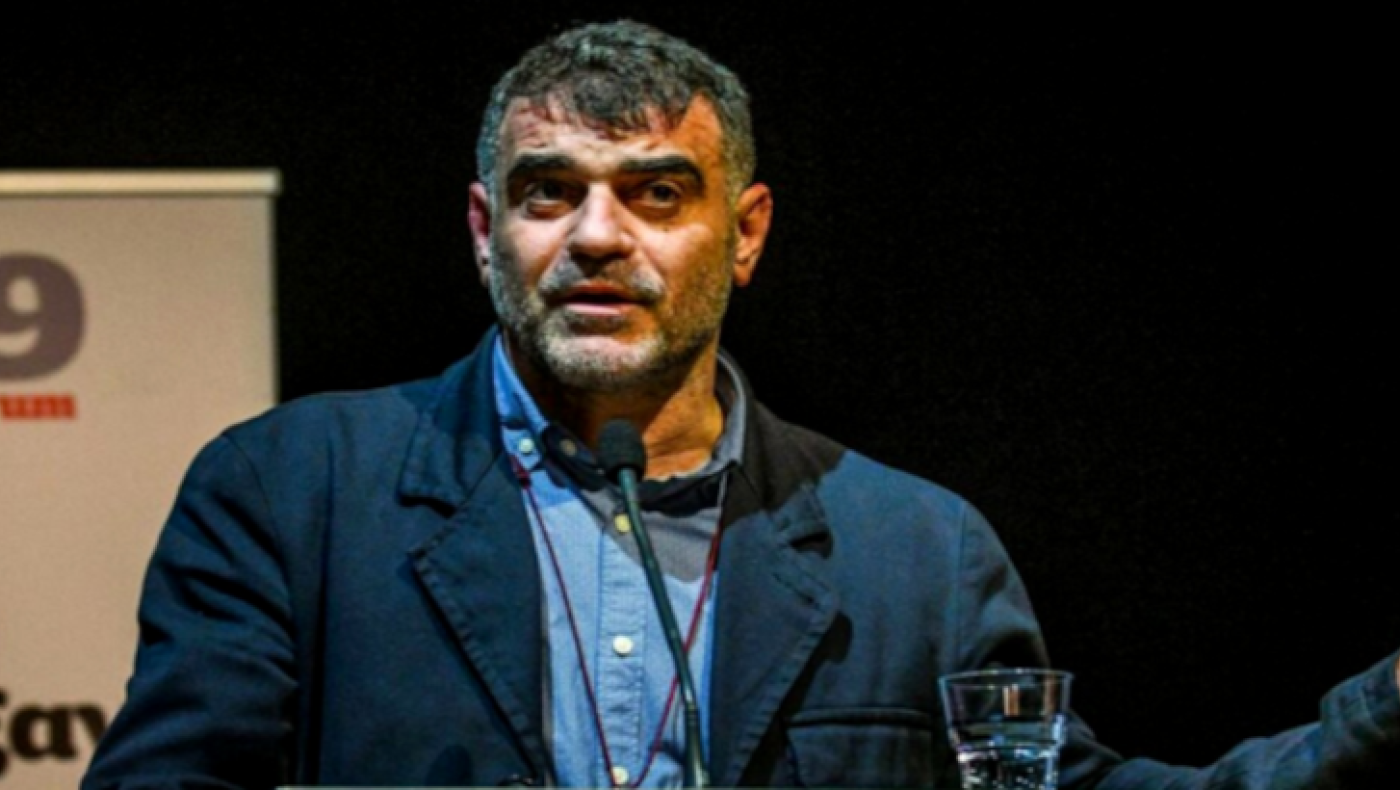 Βαξεβάνης: Το tweet για το μπάζωμα στα Τέμπη και το beef με Κρανιδιώτη