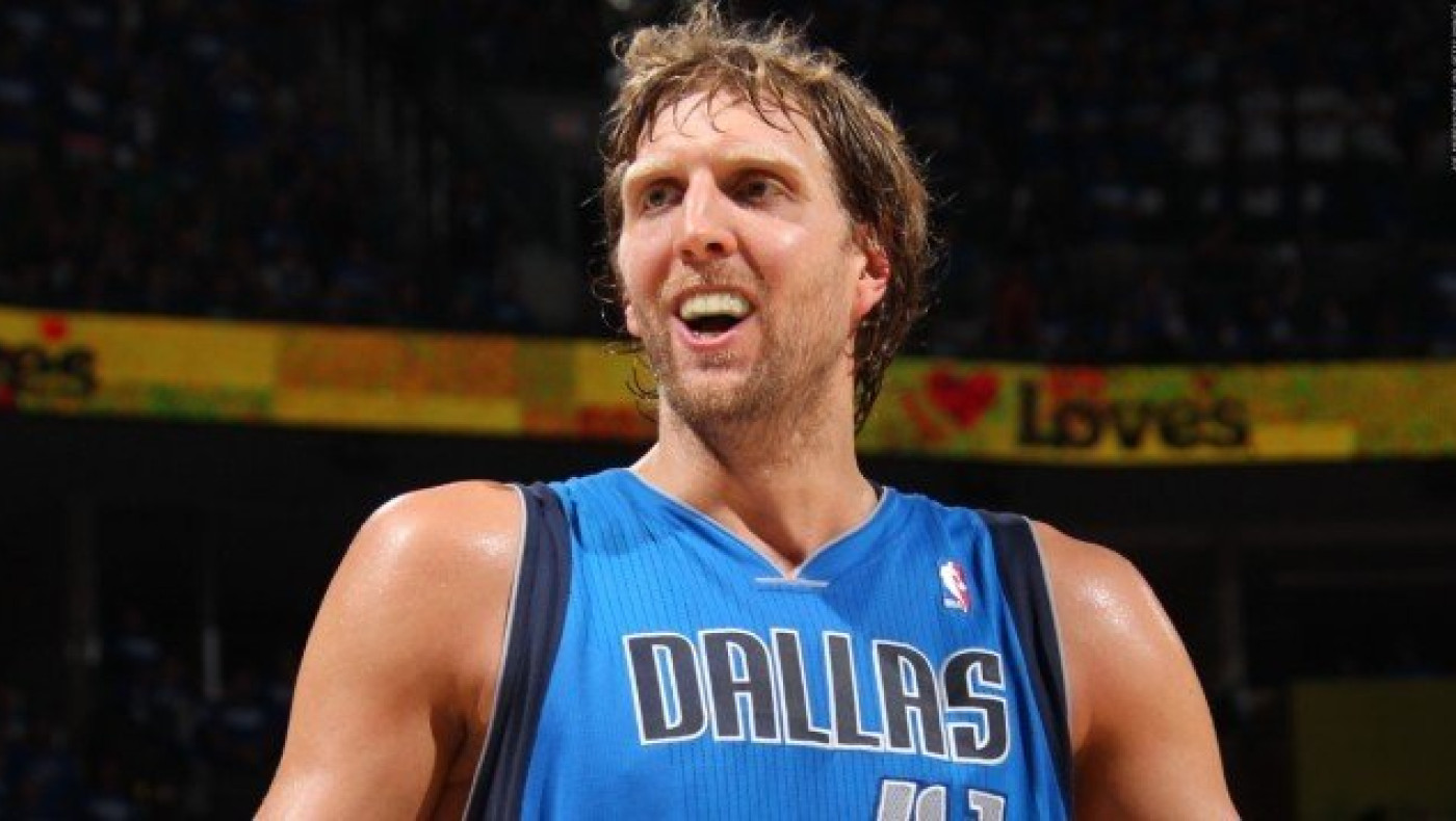 «Μαγική» εμφάνιση και 40άρα ο Ντιρκ Νοβίτσκι (video)