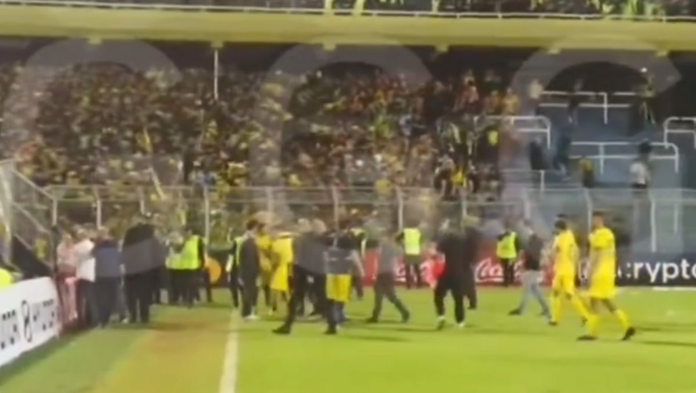 Copa Libertadores: Πέταξαν πέτρα στο πρόσωπο ποδοσφαιριστή της Πενιαρόλ