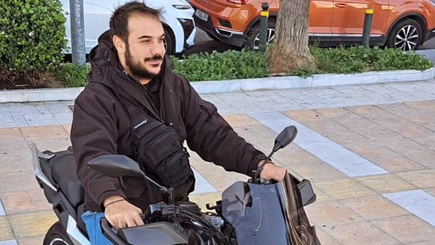 Τραγωδία στον Πειραιά: «Ήταν ένας άγγελος», λέει ο πατέρας του 31χρονου αστυνομικού (vid)