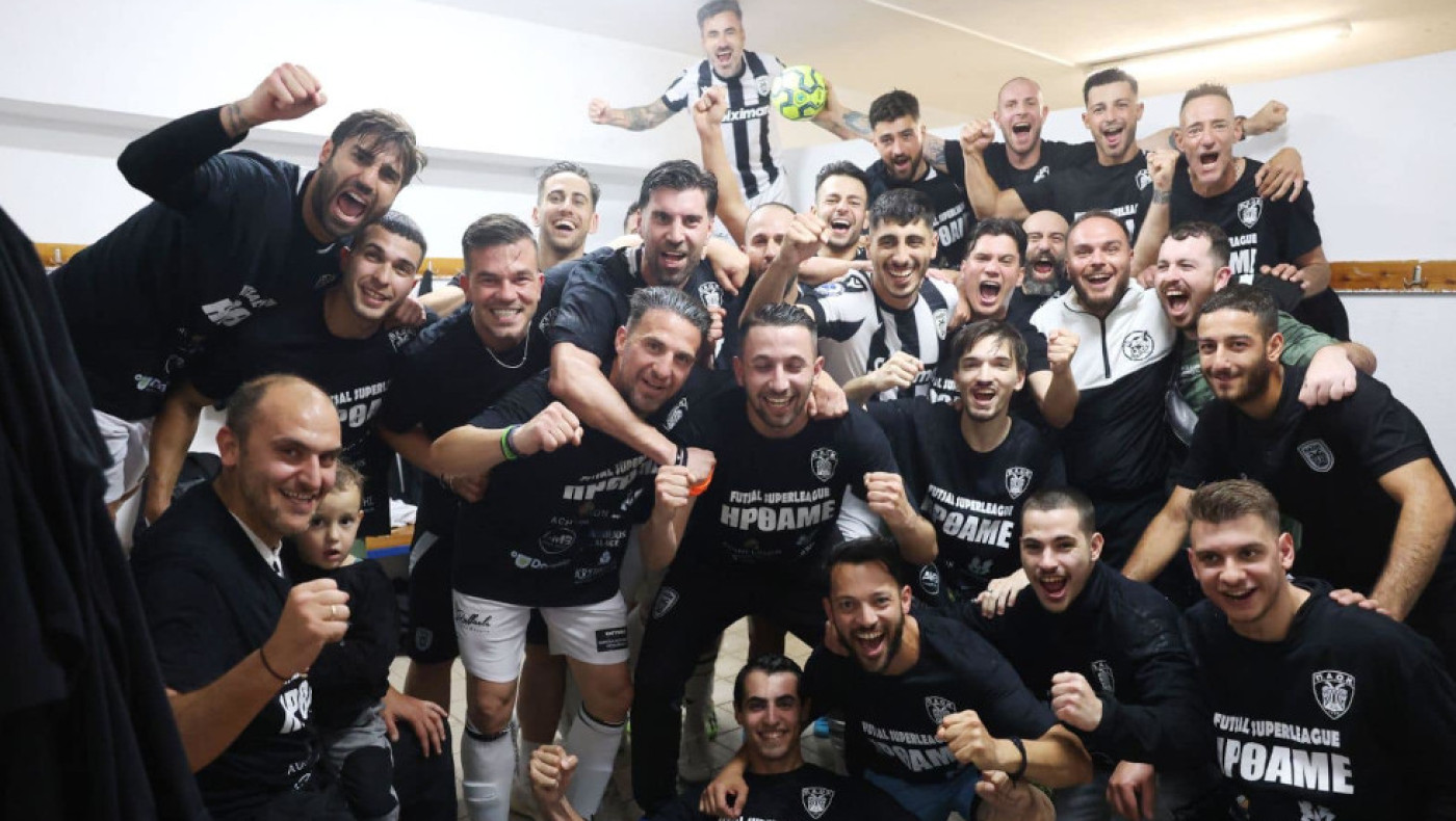 ΠΑΟΚ Futsal: Συνεχίστηκαν στα μπουζούκια τα γλέντια (pics)