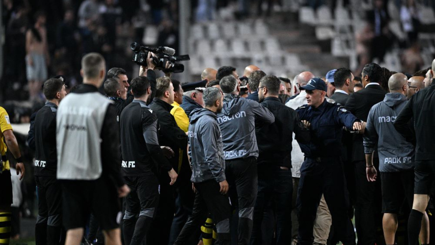 Κλήθηκε από την ΔΕΑΒ ο Αλμέιδα για το επεισόδιο στην Τούμπα
