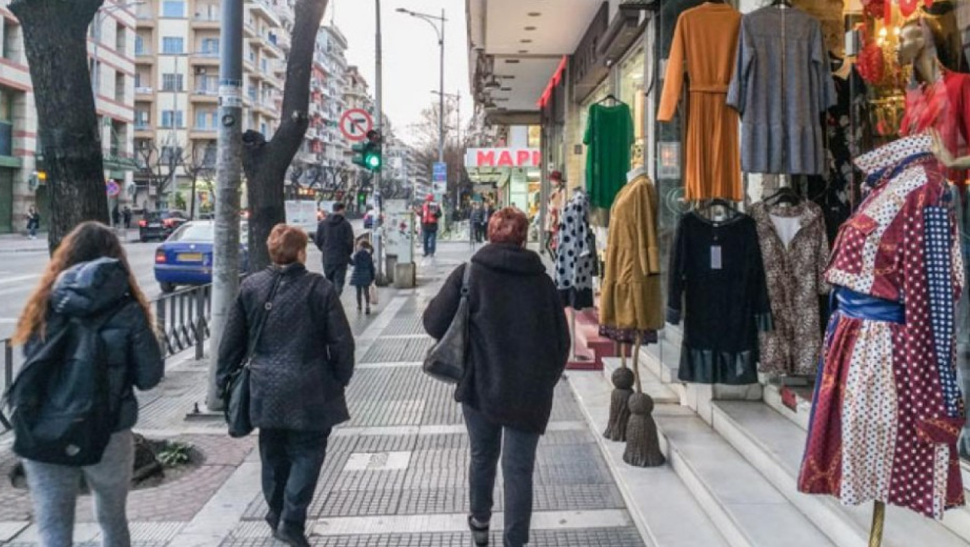 Εορταστικό ωράριο: Ποια καταστήματα και σούπερ μάρκετ είναι σήμερα (28/12) ανοικτά