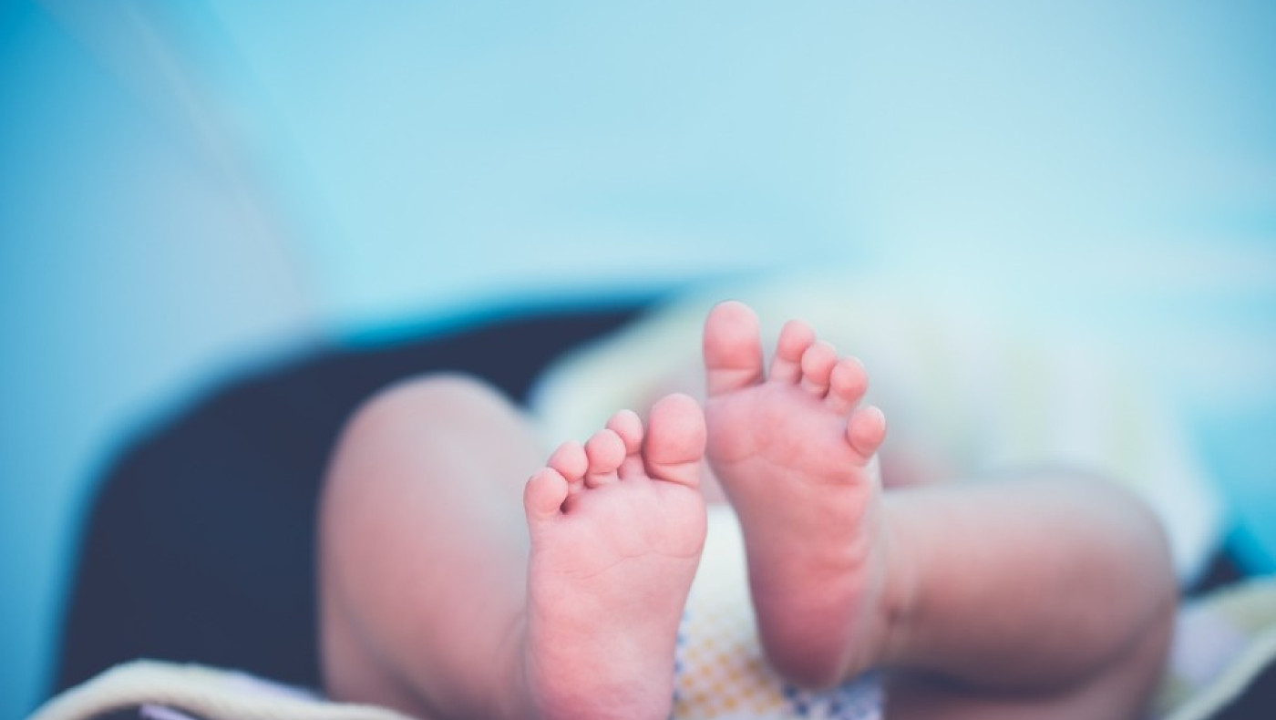 Θήβα: Τραγωδία με νεκρό μωρό 1,5 έτους