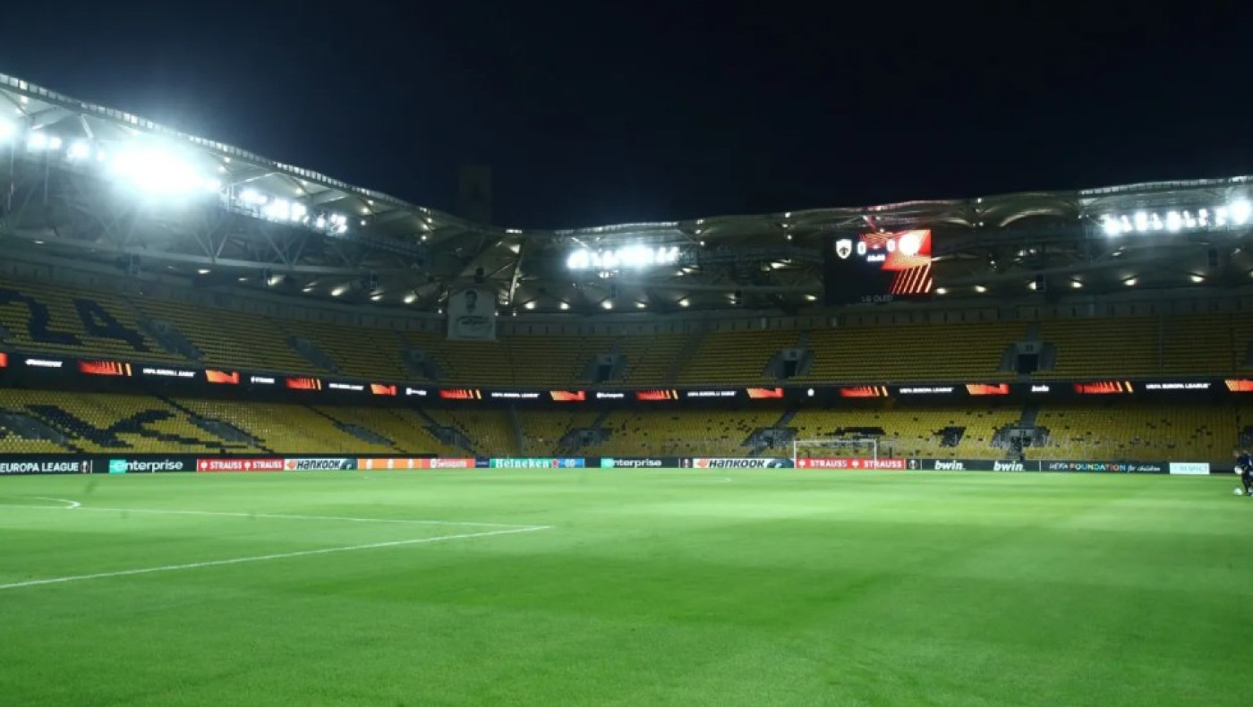ΑΕΚ: Ο πρώτος γάμος στο παρεκκλήσι της OPAP Arena με... εισιτήριο