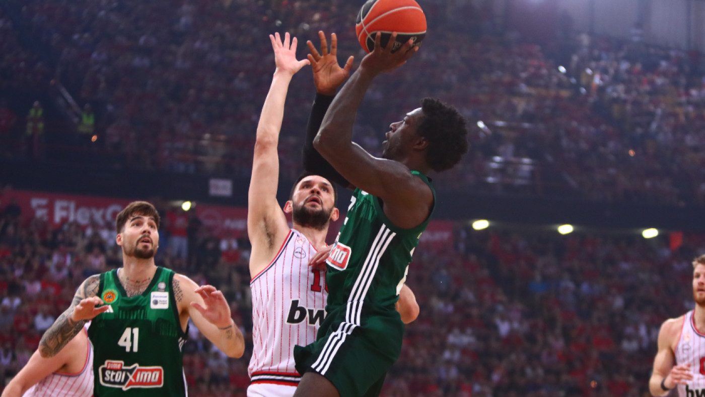 Τουρκία: Ο Ναν κατέθεσε αίτηση για να πάρει διαβατήριο και να παίξει στην Εθνική