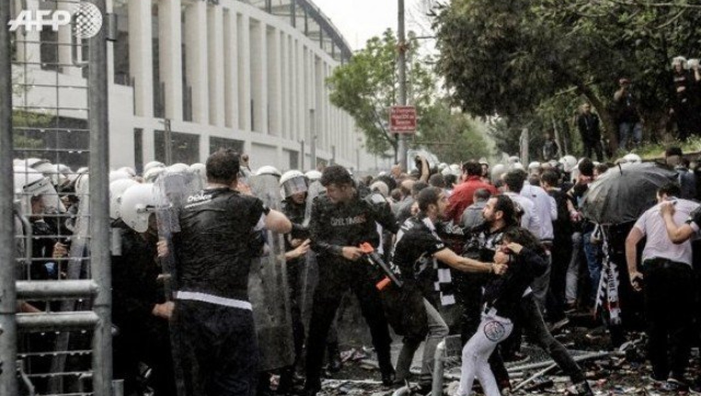 Σοβαρά επεισόδια στα εγκαίνια του «παλατιού» της Μπεσίκτας (pics&vid)