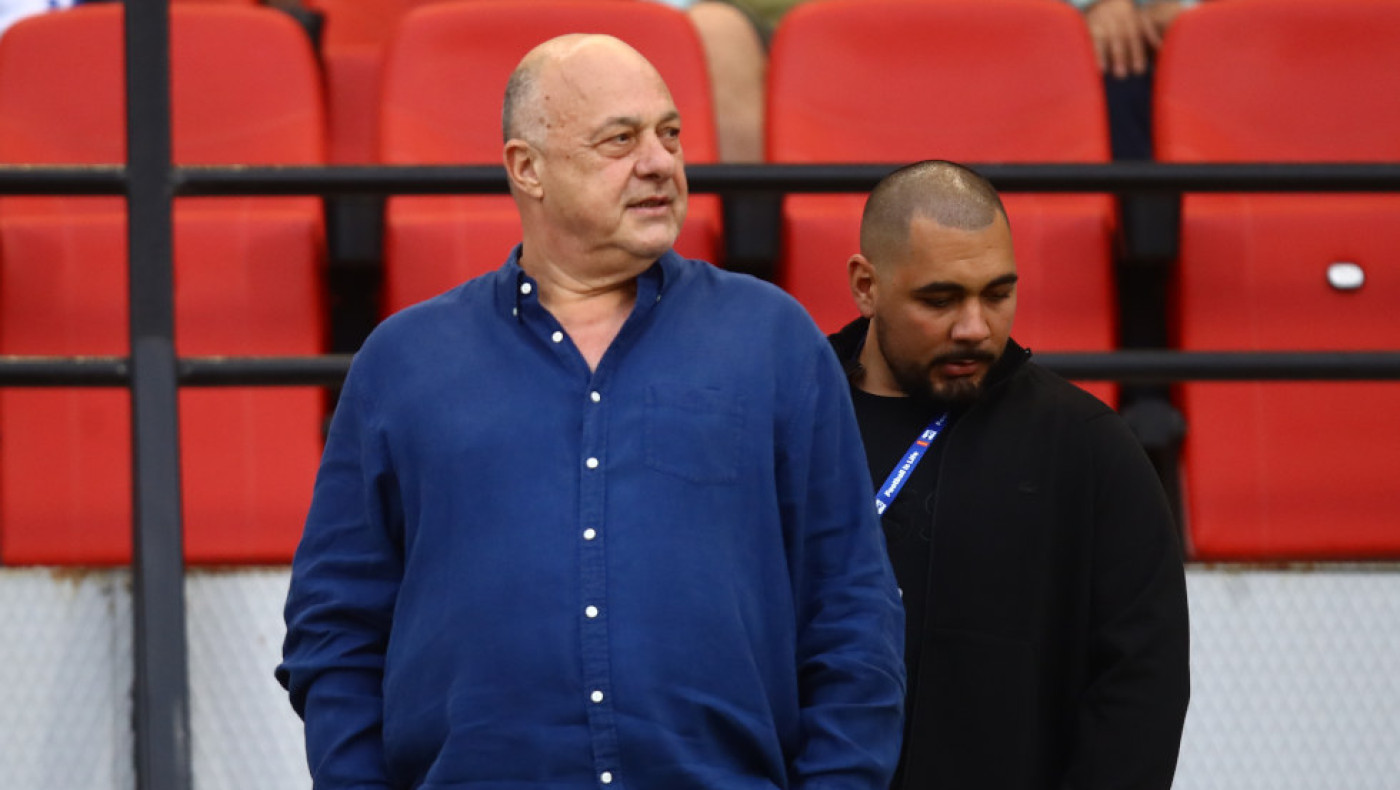 Μπέος για Τεττέη: «Στημένο το επεισόδιο-Δεν είμαι ρατσιστής, έχω πάει με μαύρες»