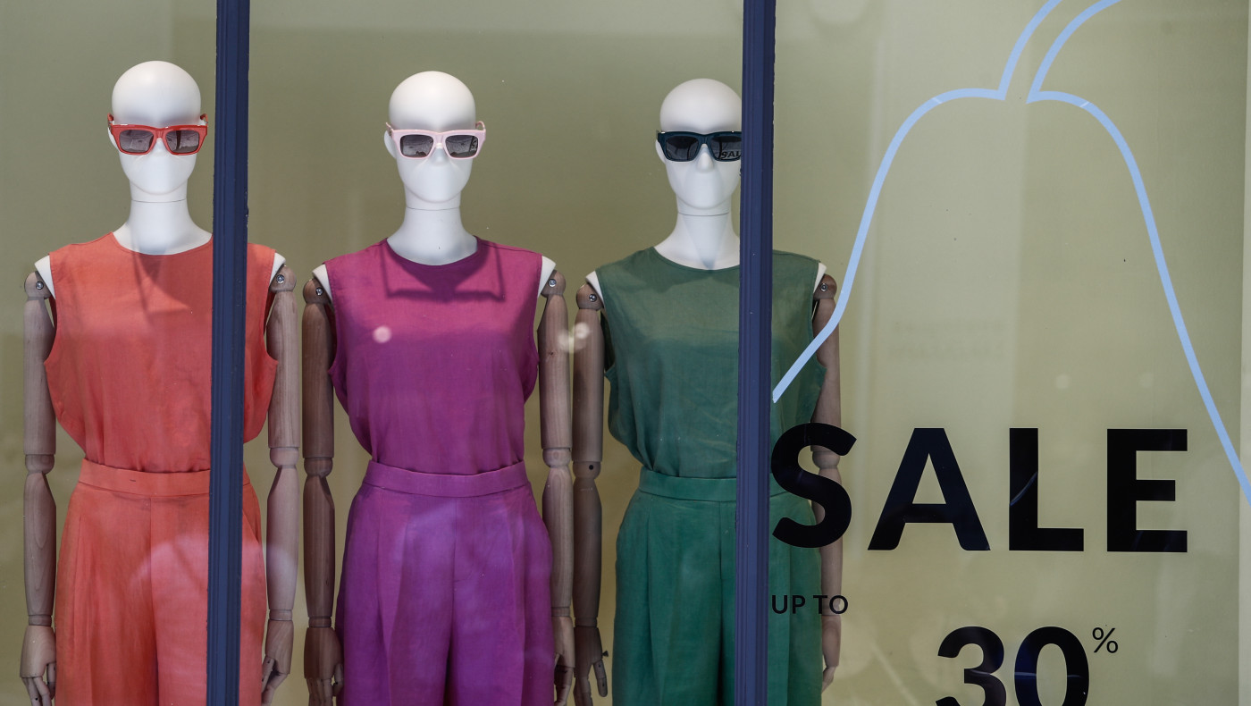 Θερινές εκπτώσεις: Αύριο η «πρεμιέρα» - Ποια Κυριακή μένουν ανοιχτά τα μαγαζιά