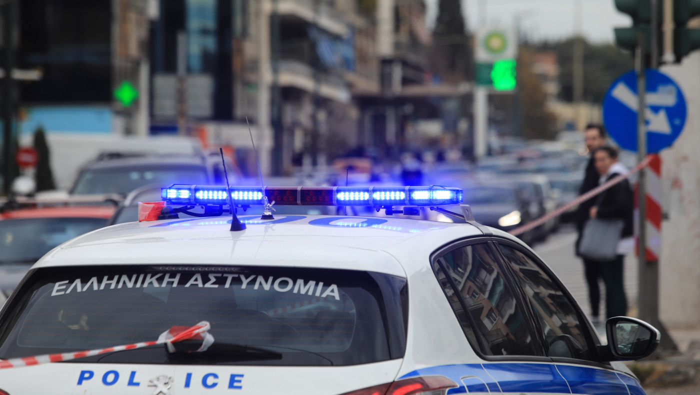 Αχαρνές: Εντοπίστηκε σφαίρα στο προαύλιο εκκλησίας!