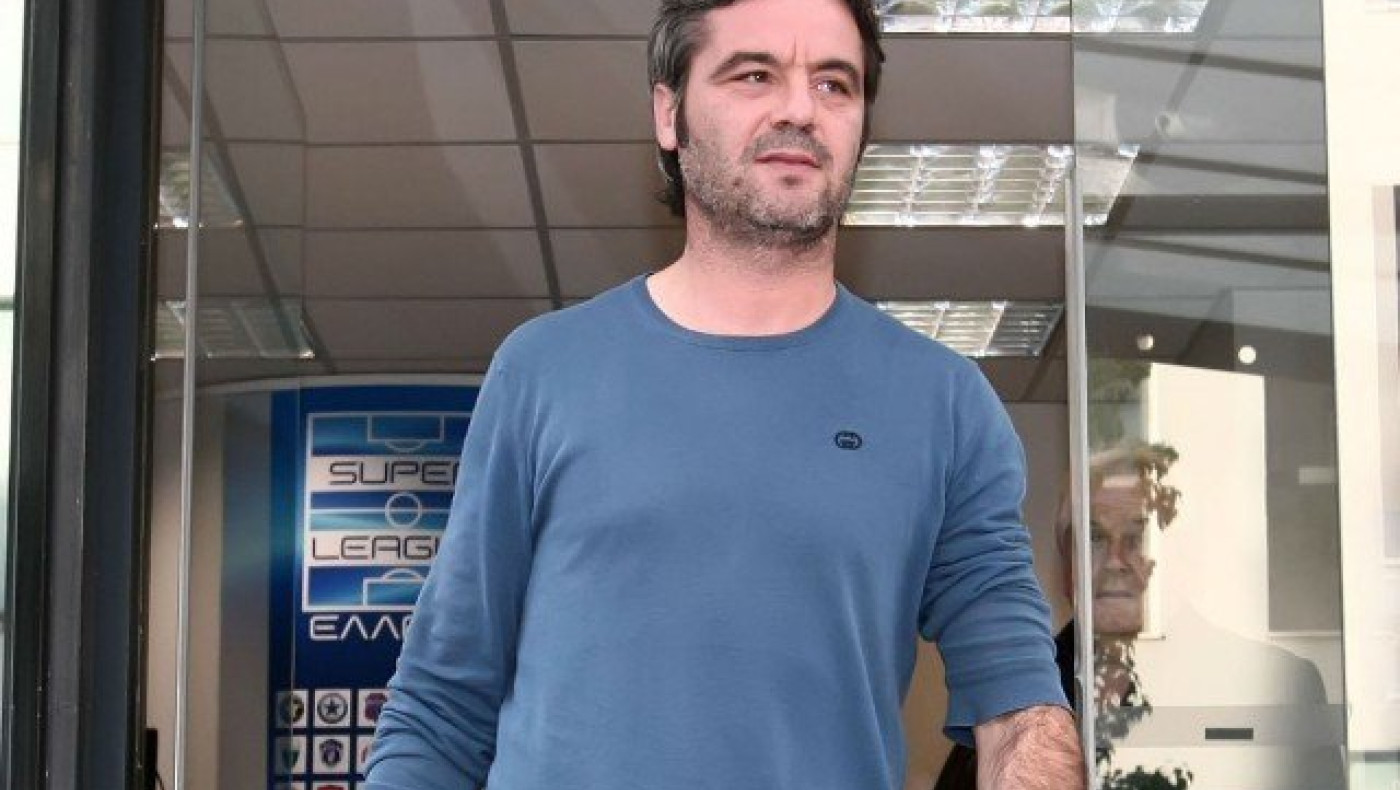 Ψάχνει για λύση στο     ιδιοκτησιακό  και ο Βρύζας