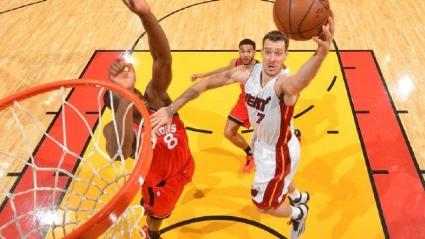 Ισοφάρισαν οι Χιτ με εντυπωσιακό Ντράγκιτς (video)