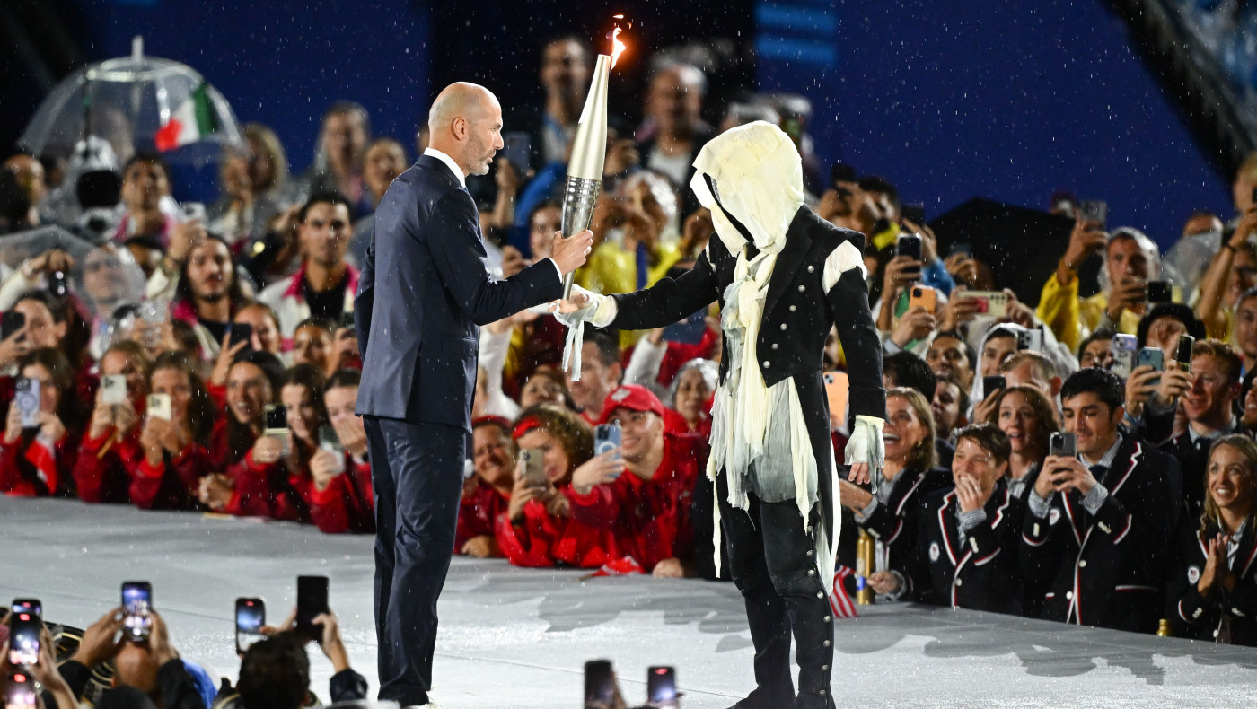 Ολυμπιακοί Αγώνες 2024: Προδόθηκε από... μόνος του ο μυστηριώδης μασκοφόρος (pics)