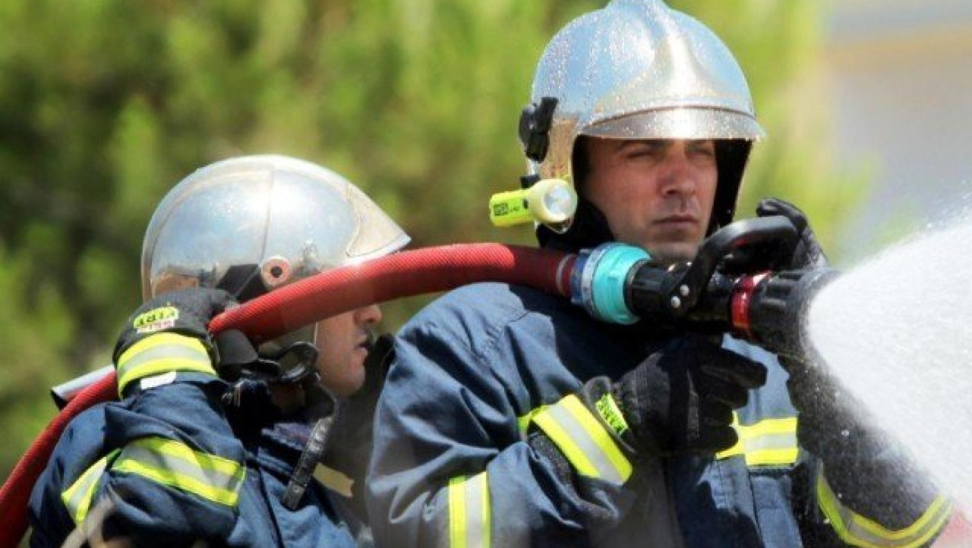 Θεσσαλονίκη - ΤΩΡΑ: Φωτιά σε εξέλιξη στον λόφο Τούμπας