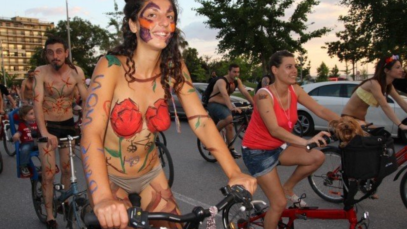 Θεσσαλονίκη:  Σήμερα  η  9η  Γυμνή  Ποδηλατοδρομία