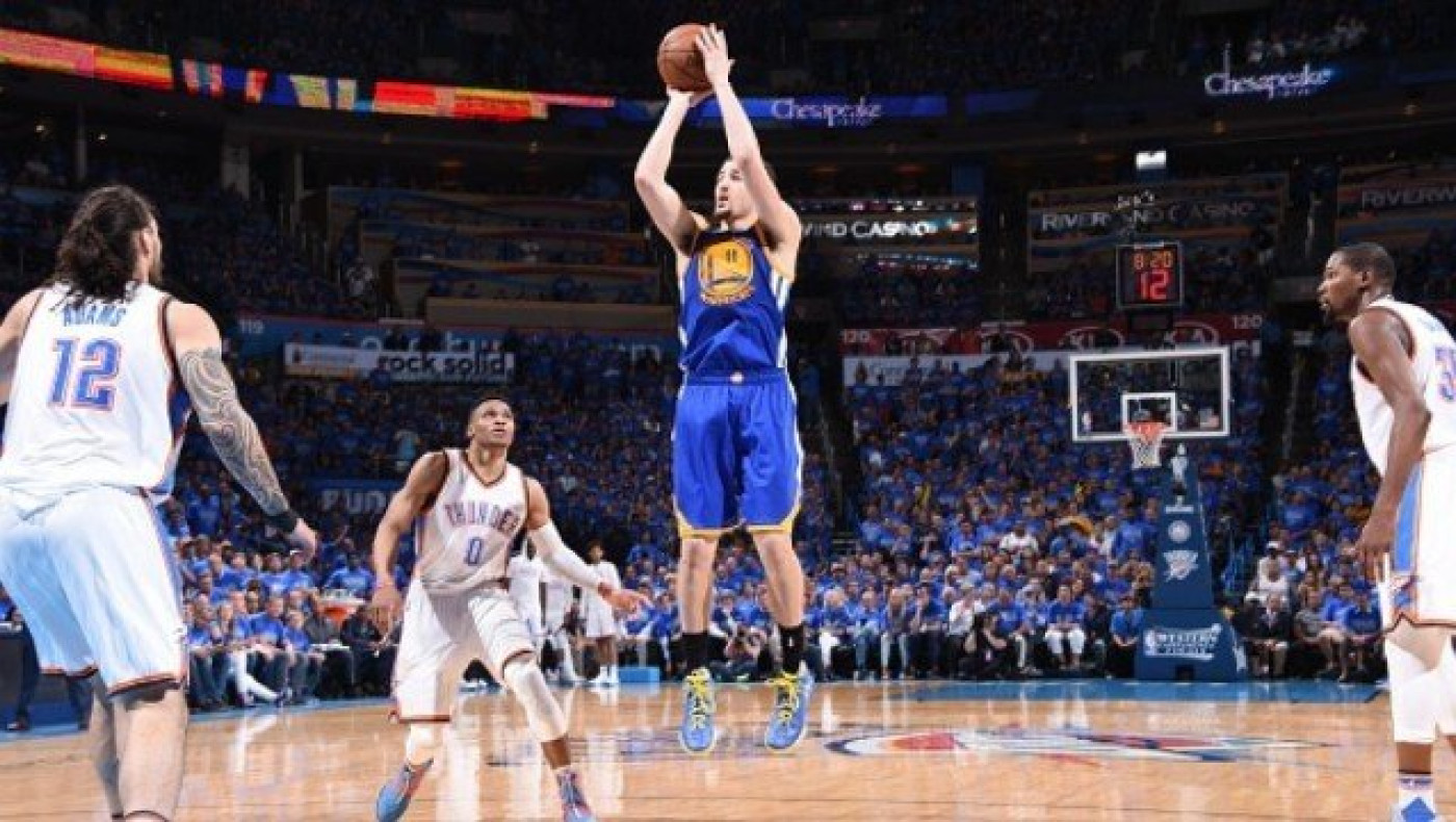 «Απόδραση» με σούπερ Τόμπσον και 3-3 για τους Γουόριορς (videos)