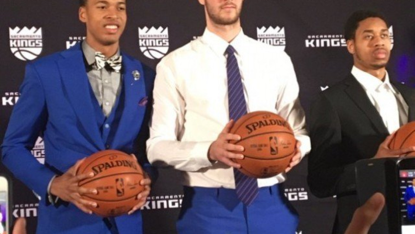 Παρουσιάστηκε   από   τους   Κίνγκς   ο  Παπαγιάννης