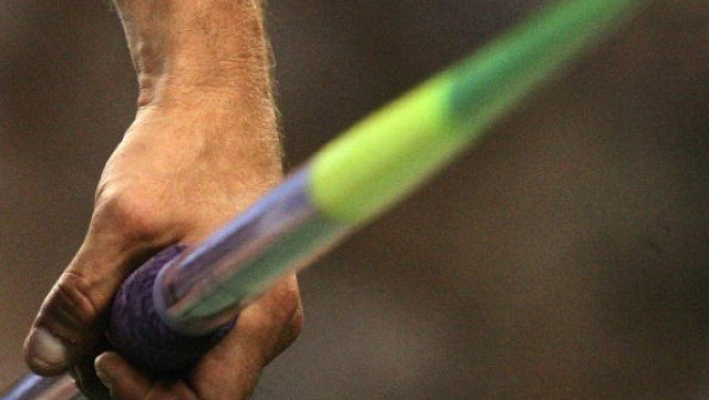 ΦΡΙΚΗ! 17χρονος αθλητής τρύπησε το μάτι του με ακόντιο!