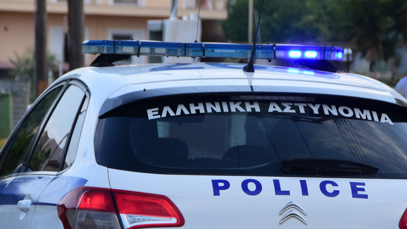 Βόλος: 31χρονος προσπάθησε να κόψει το λαιμό τον πατέρα του