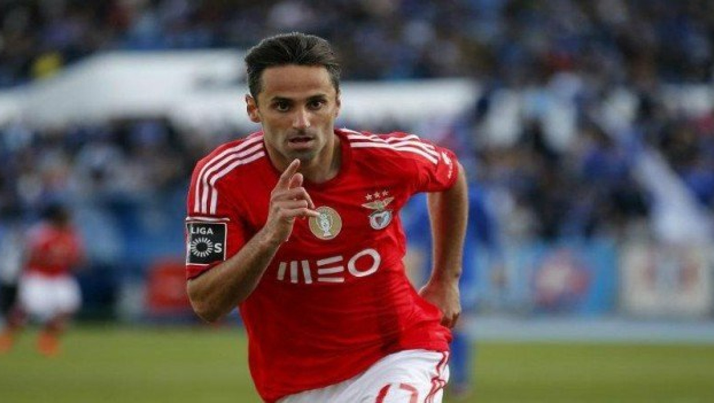 Ενδιαφέρον     των   «μπλαουγκράνα»   για  τον Ζόνας