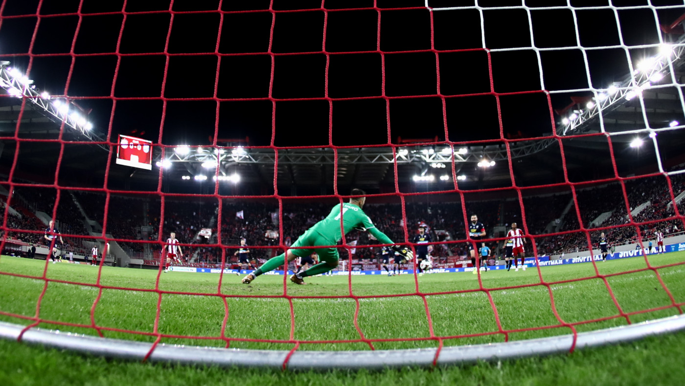 Super League: Που τερμάτισαν οι 5 τελευταίες ομάδες που έκαναν Πρωτοχρονιά στην κορυφή