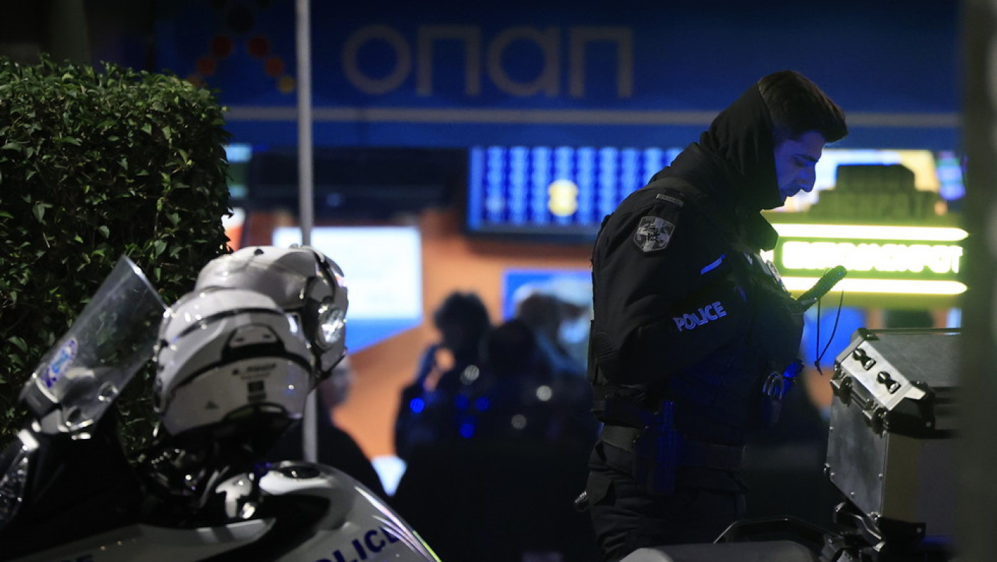 Άγριο έγκλημα στο Π. Φάληρο: Δολοφόνησαν ιδιοκτήτη πρακτορείου ΟΠΑΠ μέσα στο μαγαζί του